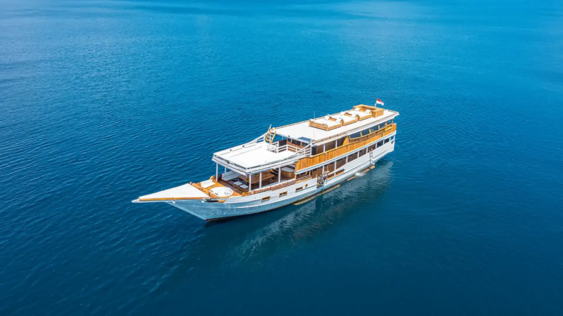 VIP IX, a phinisi schooner for sale in Indonesia